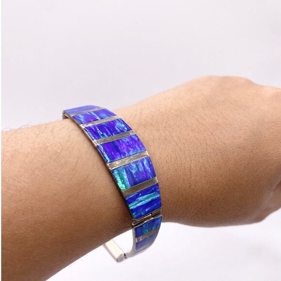 Taxco Mexico Sterling Silver Bracelet With Inlaid Fire Blue Opal Panels 7” - Picture 4 of 9